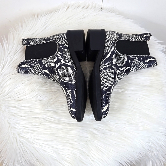 Coach Bowery Bootie in Snakeskin - Picture 4 of 6